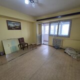 Berceni, pe B-ul Obregia, stradal, bloc reabilitat, pasajul Europa Unita